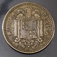 Monnaie Espagne - 1965 - 1 Peseta Franco 1re Effigie - 1 Peseta