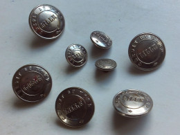 (Boutons Anciens - Banque) -  Lot De 8 Boutons " Credit Du Nord - LILLE " ..........voir Scans Et Détail - Knopen