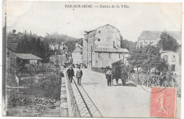 10 - BAR SUR SEINE - Entrée De La Ville - Animée - Bar-sur-Seine