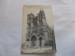 AMIENS ( 80 Somme )  GUERRE 1914/1917 LA CATHEDRALE GARANTIE CONTRE LE BOMBARDEMENT ANIMEES - Amiens