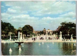 PARIS. - Grande Allée Du Jardin Des Tuileries.    Circulée - Parcs, Jardins