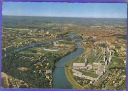 Carte Postale 31. Toulouse Cité HLM D'Empalot Et Daste  Et Le Stadium Vue D'avion   Très Beau Plan - Toulouse