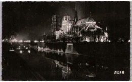 PARIS. -   Notre Dame De Paris., La Nuit. . Circulée - Notre Dame De Paris