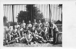 Militaria - Carte Photo - Soldats Du 3ème Régiment - Regimente