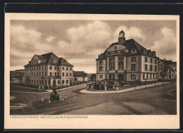 AK Donaueschingen, Rathaus Und Bezirkssparkasse  - Donaueschingen