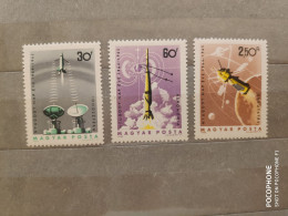 1965	Hungary	Space (F92) - Neufs