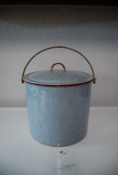 E1 Grande Casserole - émaillée - Vintage - Pots