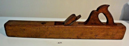 E1 Ancien Rabot En Bois Vieux Métier Objet Old Wooden Plane - Antiek Gereedschap