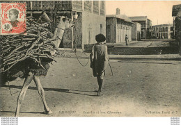 DJIBOUTI SOMALIS ET SON CHAMEAU - Dschibuti