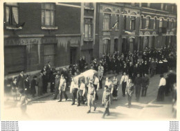 RARE PHOTO CANTELEU LAMBERSART CEREMONIE CIMETIERE SECTION MILITAIRE FORMAT 8 X 5.50 CM REF12 - Guerre, Militaire