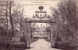 61 - Orne - FLERS - Grille Du Chateau Et L'hotel De Ville - Flers