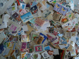 Monde -  100 % Timbres DEFECTUEUX / 100% Stamps With DEFECTS - 345 Gr = +/- 3500 Timbres/Stamps - Kilowaar (min. 1000 Zegels)