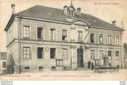 LE THILLOT HOTEL DE VILLE ET MONUMENT JULES FERRY - Le Thillot