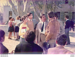 PHOTO DE PRESSE FILM LES ARNAUD 1967 AVEC ADAMO BOURVIL C. DELAROCHE FORMAT 18 X 13 CM - Beroemde Personen
