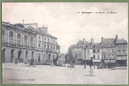 CPA - FINISTERE - QUIMPER - LE MUSÉE LA MAIRIE - Animation Petit Marché En Arrière Plan - Quimper