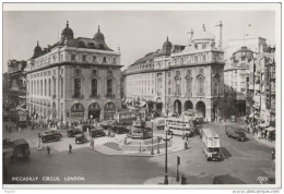 Cpa Ak Pk London  Piccadilly Circus Old Buses Old Cars Photograph Real Photo J Salmon Ltd Sevenoaks - River Thames