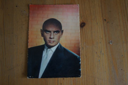 YUL BRYNNER CARTE POSTALE - Sonstige Formate