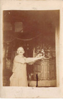 Métier - N°90809 - Homme Près D'un Petit Pressoir - Carte Photo - Artisanat