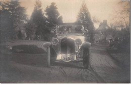 Automobile - N°90836 - Homme Au Volant D'une Voiture Dion-Bouton Dans Une Allée - Carte Photo - Toerisme