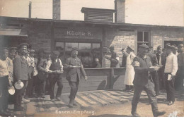 Allemagne - N°90646 - ESSEN - Empfang Küche B. - Militaires Prenant Leur Repas - Carte Photo - Essen