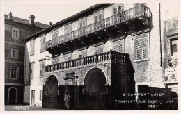 Montenegro - N°90663 - KOTOR - Une Rue - Carte Photo - Montenegro