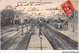 CAR-AACP12-86-1089 - POITIERS - La Gare Des Marchandises - Trains - Poitiers