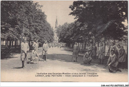 CAR-AACP12-86-1045 - Institution Des Sourdes-muettes - LARNAY Pres POITIERS -allée Conduisant A L'intitution - Croquet - Poitiers