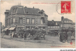 CAR-AACP10-76-0889 - GOURNAY-EN-BRAY - Le Marché A La Paille - Commerce Ch. Legoix - Gournay-en-Bray