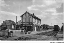 CAR-AAEP11-95-1049 - CHAMPAGNE-SUR-OISE - La Gare - Champagne Sur Oise