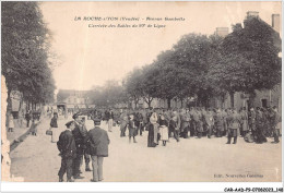 CAR-AADP9-85-0792 - LA ROCHE SUR YON - Avenue Gambetta - Carte Vendue En L'etat - La Roche Sur Yon