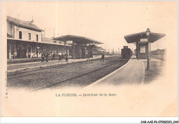 CAR-AAEP6-72-0527 - LA FLECHE - Interieur De La Gare - Train - La Fleche