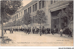 CAR-AAFP10-92-0863 - LEVALLOIS-PERRET - La Sortie Des Ateliers D'automobiles Bayard-clément - Levallois Perret