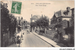 CAR-AAGP7-76-0632 - VEULES-LES-ROSES - Rue Victor-Hugo - Carte Pliee, Vendue En L'etat - Veules Les Roses