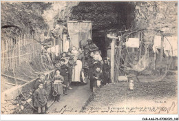 CAR-AAGP6-76-0557 - DIEPPE - Habitation De Pecheur Dans La Falaise - Dieppe