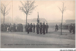 CAR-AAHP11-92-1023 - RUEIL - L'étendard Du 16è Brigade D'artillerie Le Jour De La Présentation Aux  Jeunes Soldats  - Rueil Malmaison