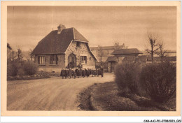 CAR-AAIP11-94-0991 - CACHAN - Le Foyer Des P.T.T. - Entree Et Conciergerie - Cachan