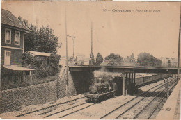 MO 1-(92) COLOMBES - PONT DE LA PUCE - VOIE FERREE , LOCOMOTIVE - 2 SCANS - Colombes