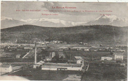 MO 16-(31) SAINT GAUDENS - VUE DE LA VILLE SUR LA PLAINE  DE MIRAMONT ET LES PYRENEES  - 2 SCANS - Saint Gaudens