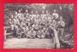 Milit-263A22 Carte Photo, Un Groupe De Militaires Avec Instruments De Musique, à Identifier, Cpa - Autres & Non Classés