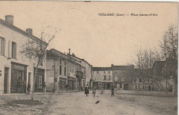 MO 26-(32) NOGARO - PLACE JEANNE D' ARC- VILLAGEOIS - 2 SCANS - Nogaro