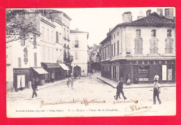 F-33-Blaye-37Ph124  La Place De La Citadelle, Commerces, Animation, Cpa Précurseur  - Blaye