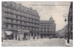 GRENOBLE - Rue Félix Poulat, Hotel Et Galerie Modernes (carte Animée) - Grenoble