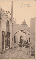 NE 21- TUNISIE - BIZERTE - LA RUE DES ARMURIERS - 2 SCANS - Tunesien