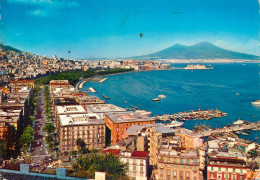 Navigation Sailing Vessels & Boats Themed Postcard Naples City Hall - Sailing Vessels