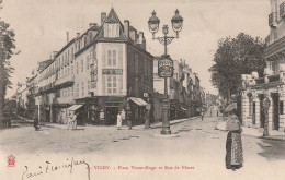 OP 4-(03) VICHY - PLACE VICTOR HUGO ET RUE DE NIMES  - 2 SCANS  - Vichy