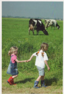 ENFANTS ENFANTS Scène S Paysages Vintage Postal CPSM #PBT248.FR - Scènes & Paysages