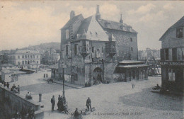 PE 3-(14) HONFLEUR - LA LIEUTENANCE ET L' HOTEL DE VILLE - 2 SCANS - Honfleur