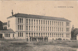 PE 7-(16) BARBEZIEUX - LE COLLEGE  - MILITAIRES - 2 SCANS - Other & Unclassified