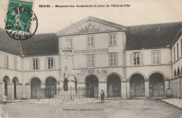 PE 21-(21) BEAUNE - MONUMENT DES COMBATTANTS ET PLACE DE L' HOTEL DE VILLE - 2 SCANS - Beaune