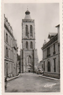 PE 24 -(23) FELLETIN - EGLISE DU MOUTIER - ANIMATION - 2 SCANS - Felletin